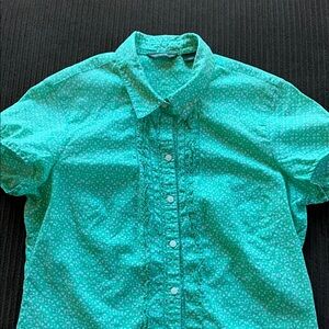 5/$25❗️Feminine Patterned Shirt